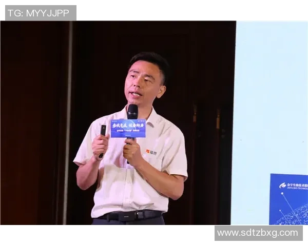 运动聚焦广州攀岩队分享比赛经验与训练心得助力攀岩爱好者成长 运动聚焦广州攀岩队分享比赛经验与训练心得助力攀岩爱好者成长