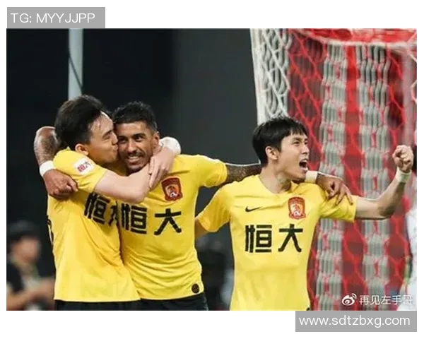 武汉羽毛球队与深圳羽毛球队赛后复盘分析意识对抗与战术运用实时数据