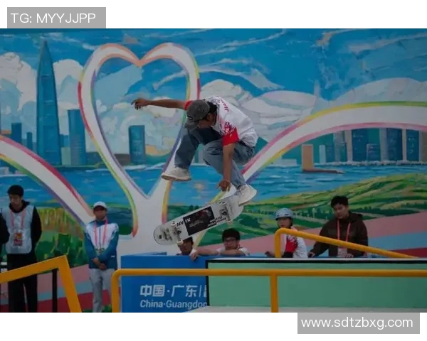 今年运动数据重庆滑板队与深圳滑板队赛后复盘力量对决的精彩瞬间与战术分析 今年运动数据重庆滑板队与深圳滑板队赛后复盘力量对决的精彩瞬间与战术分析